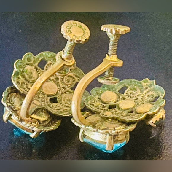 Antique Czech Aquamarine Blue Rhinestone Screw Back Earrings - Picture 5 of 8